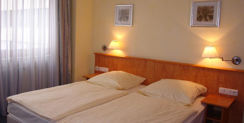 Cityhotel Primavera Trier Oda fotoğraf